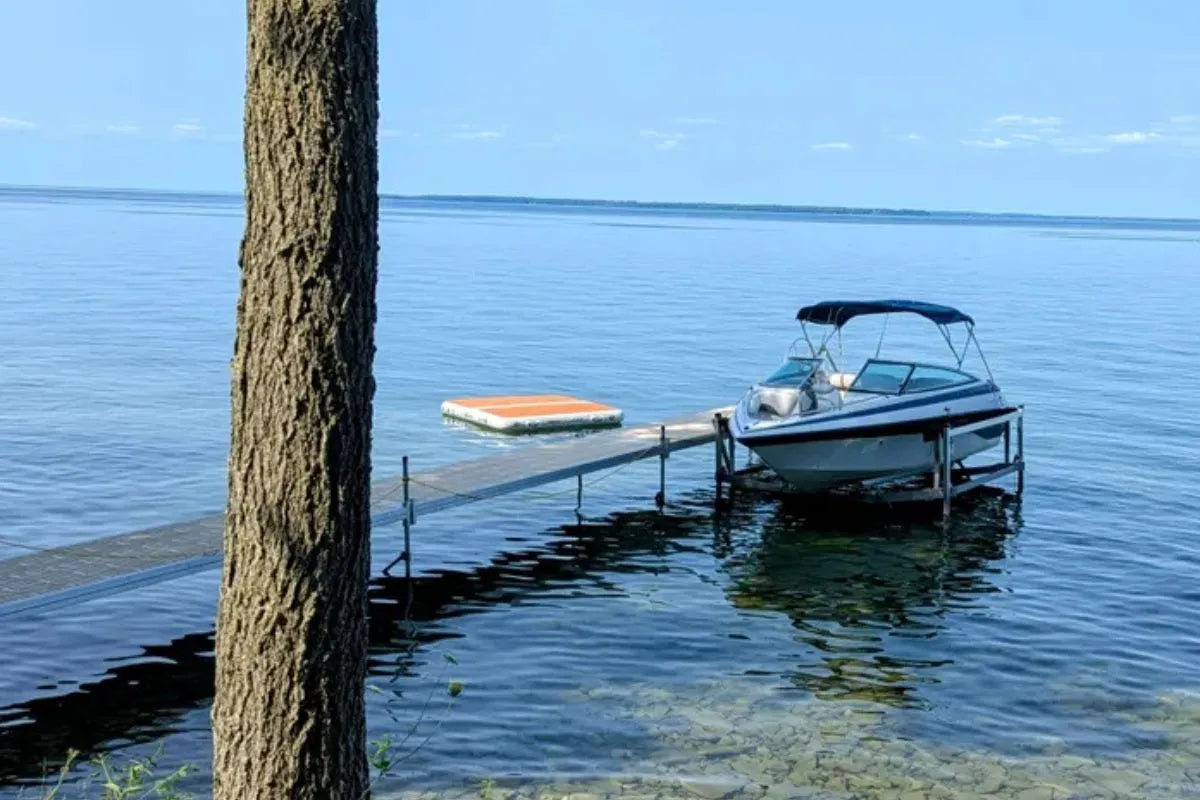 The Cottage Renter's Water-Sports Kit: Bringing Your Own Gear to Airbnb Cottages in Canada
