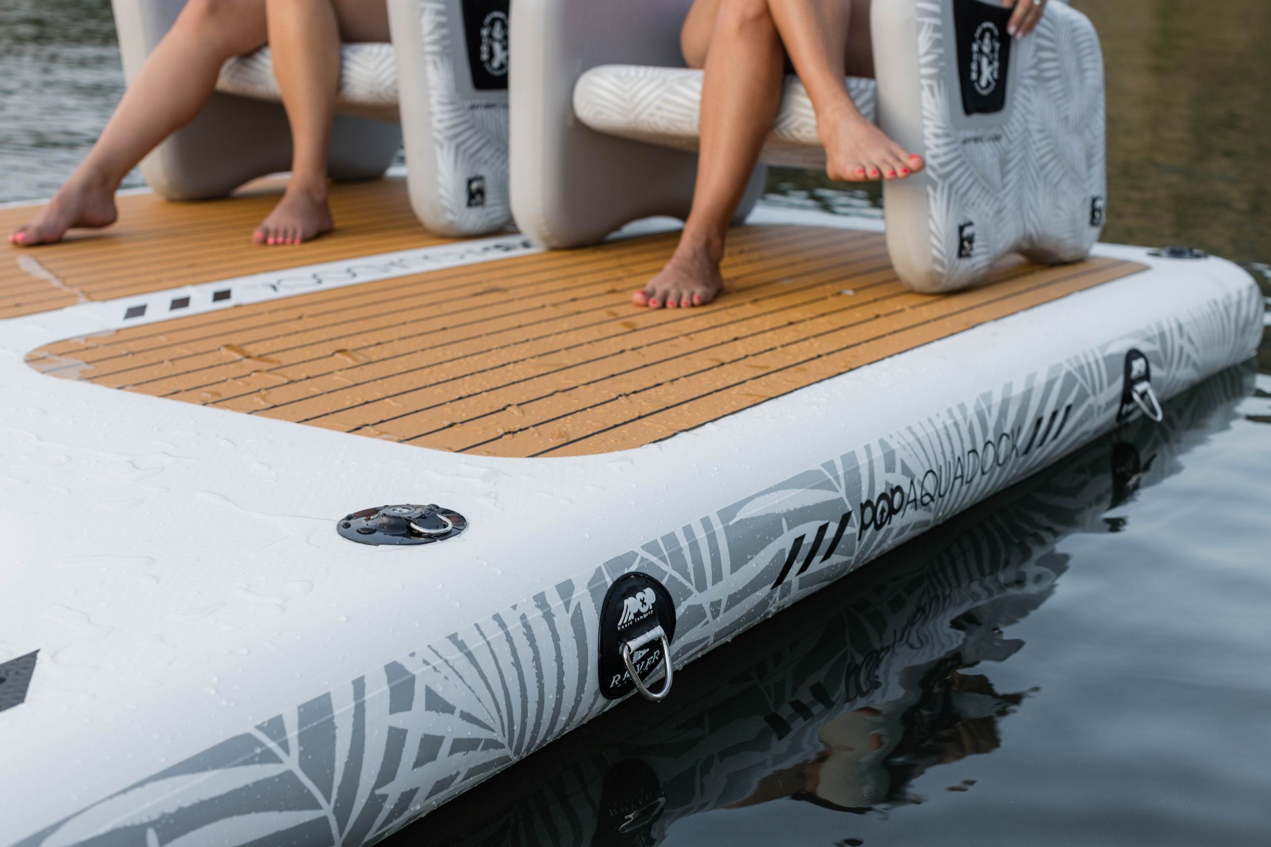 POPUP AQUADOCK 14' x 7' x 8"