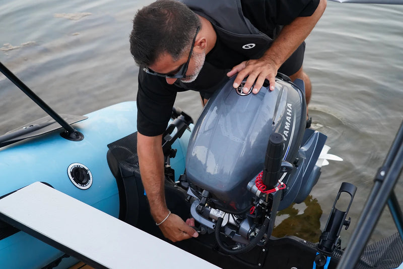 Mounting a Yamaha 9.9 hp outboard on the 12 ft Rover Marine Battle Boat